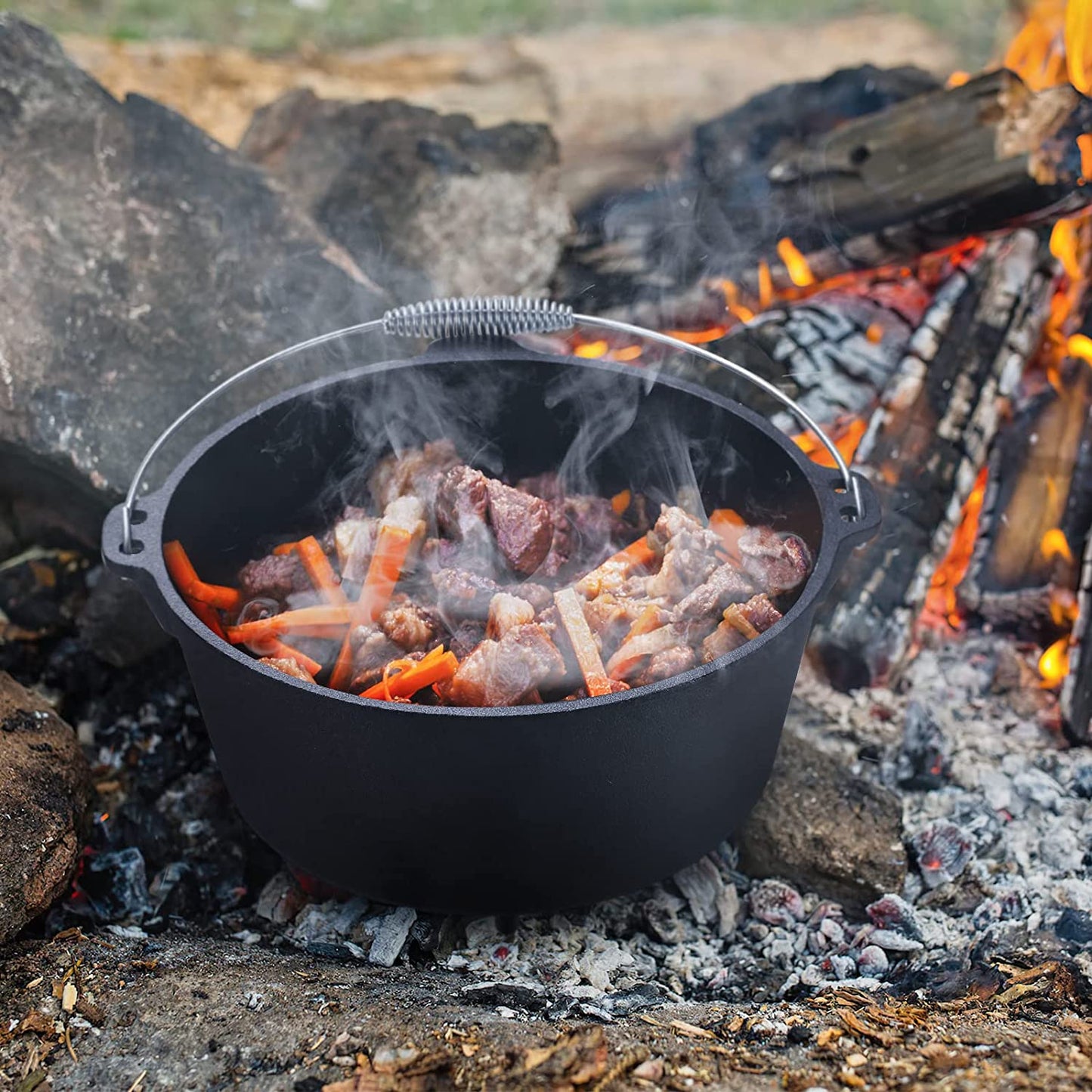 Dutch Oven Cast Iron Camping Pot, 5.6L